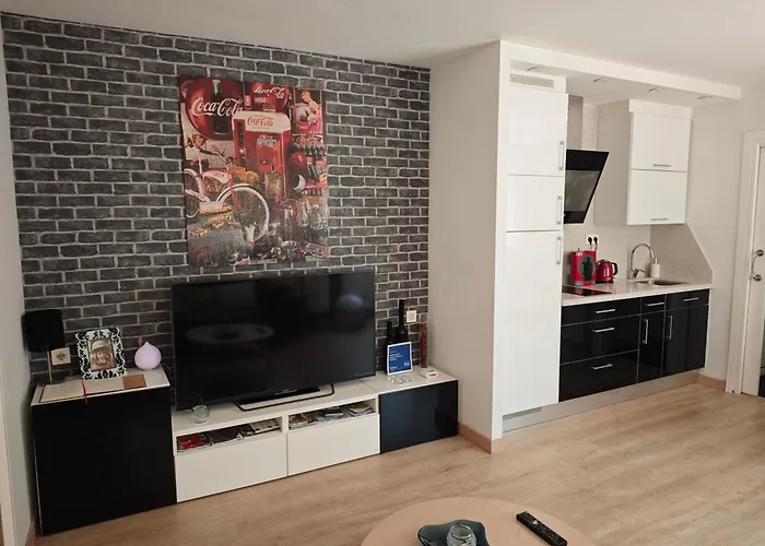 Bonito Loft En Ermua. Comodo Y Funcional. Ermua