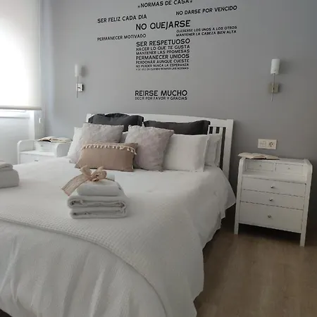 Bonito Loft En Ermua. Comodo Y Funcional. Ermua