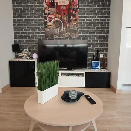 Bonito Loft En Ermua. Comodo Y Funcional. Daire *
