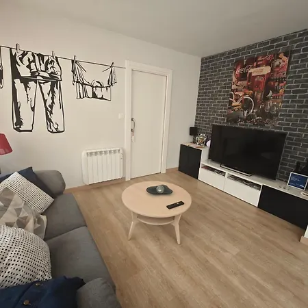 Daire Bonito Loft En Ermua. Comodo Y Funcional. Ermua